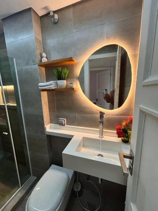 Apartamento Com Otima Localizacao Em Copa -ipanema Rio de Janeiro