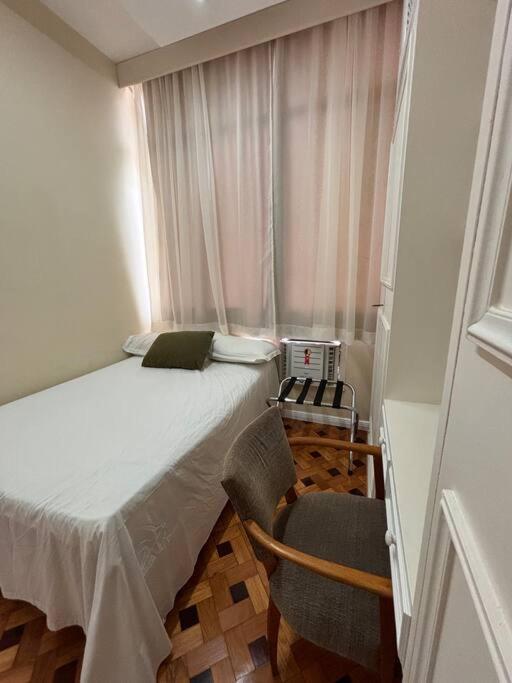 Apartamento Com Otima Localizacao Em Copa -ipanema Rio de Janeiro