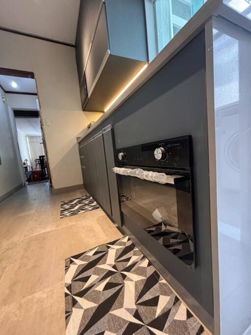 Apartamento Com Otima Localizacao Em Copa -ipanema Rio de Janeiro