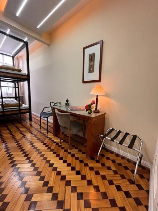 Apartamento Com Otima Localizacao Em Copa -ipanema *